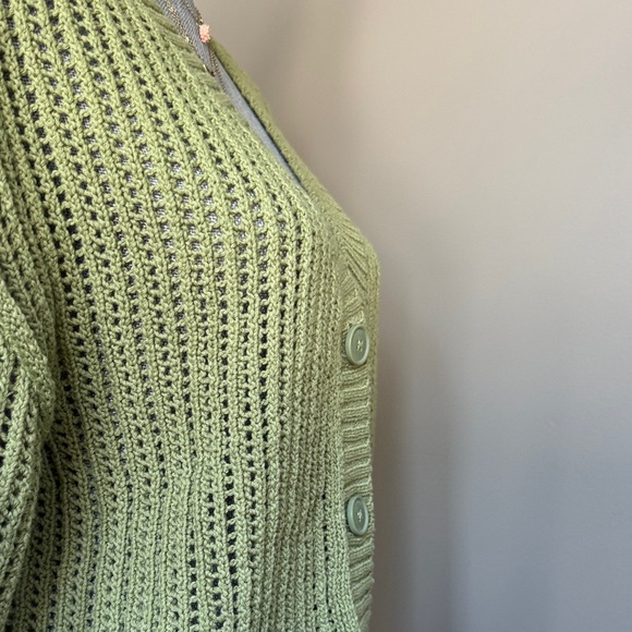 American Eagle Outfitters Green Knit Women's Sweater - Picture 8 of 11